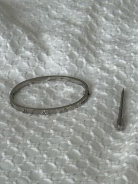 Silver-Tone Screw Motif Bracelet w/ Screwdriver — Size 17